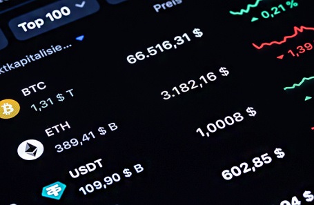 Дело о стейблкоине: КС рассмотрит иск владельца USDT