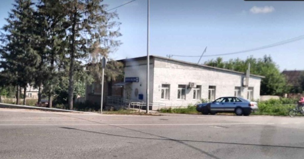 Житель Курской области, которого придавила дверь почтового отделения, требует с Почты России 1 млн р.