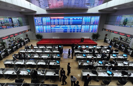 Прогноз ЦБ по инфляции и призыв к ФРС быть осторожной. Обзор финансового рынка от 6 ноября