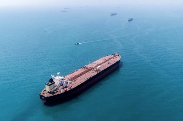 Индийские банки рассматривают возможность финансирования торговли российской нефтью, не подпадающей под санкции