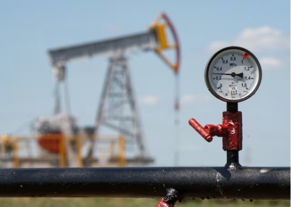 Доходы России от нефти и газа могут сократиться в ноябре на 35%, согласно расчётам Reuters